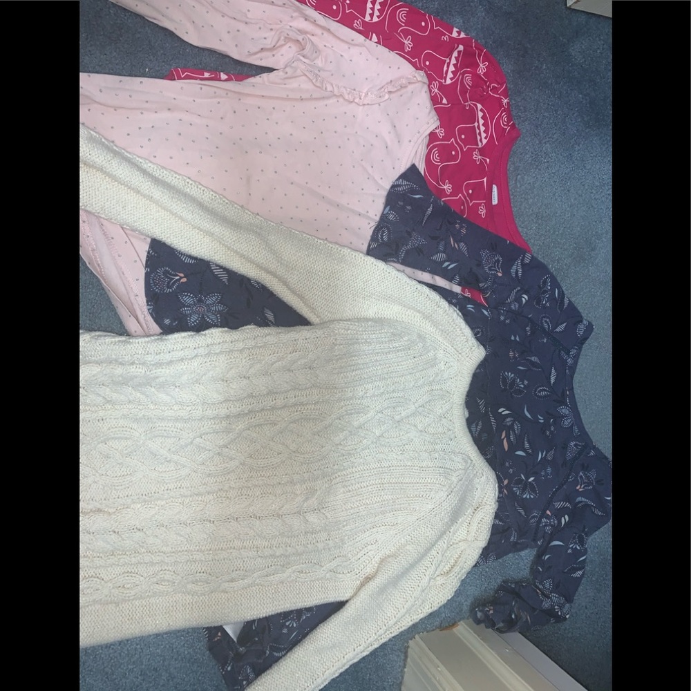 4 lot long sleeved shirts and dresses